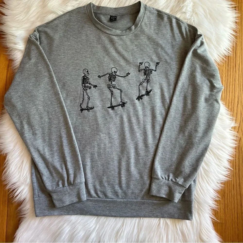 SHEIN Skeltons on Skateboard Sweatshirt M